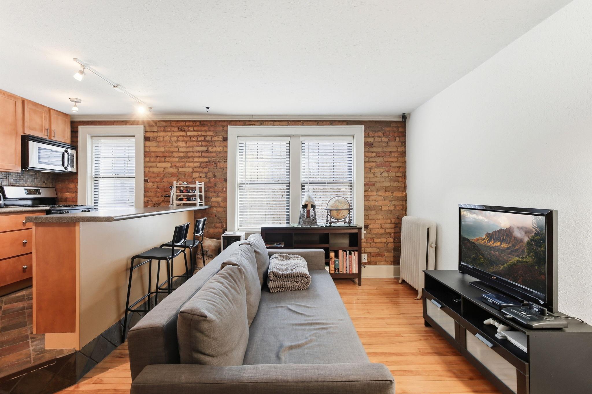 View of Residential at 1901 Stevens Avenue #303, Minneapolis MN 55403, Minneapolis (6 of 23) - Mike Wilen | Minnesota Team Real Estate