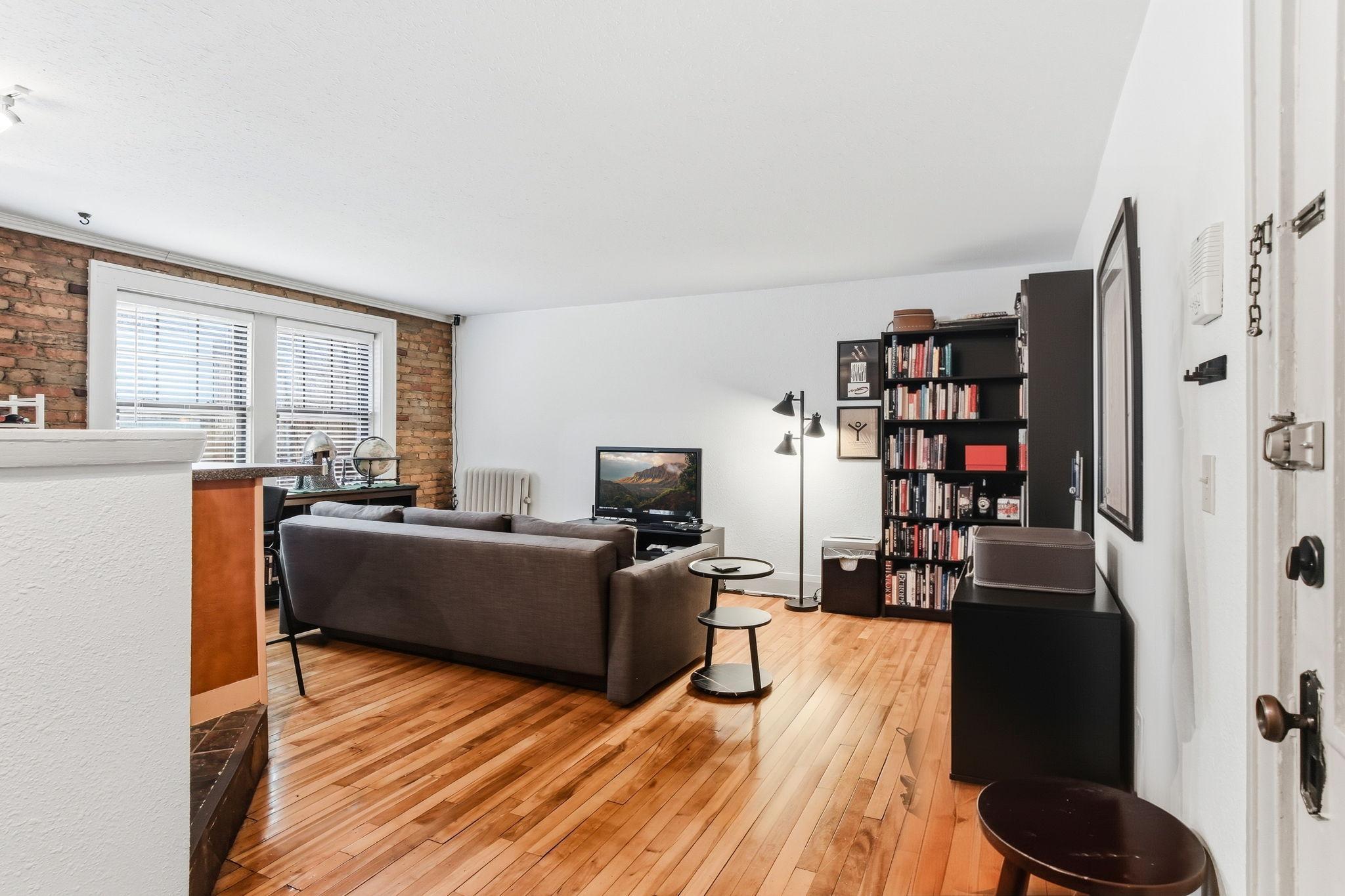 View of Residential at 1901 Stevens Avenue #303, Minneapolis MN 55403, Minneapolis (5 of 23) - Mike Wilen | Minnesota Team Real Estate