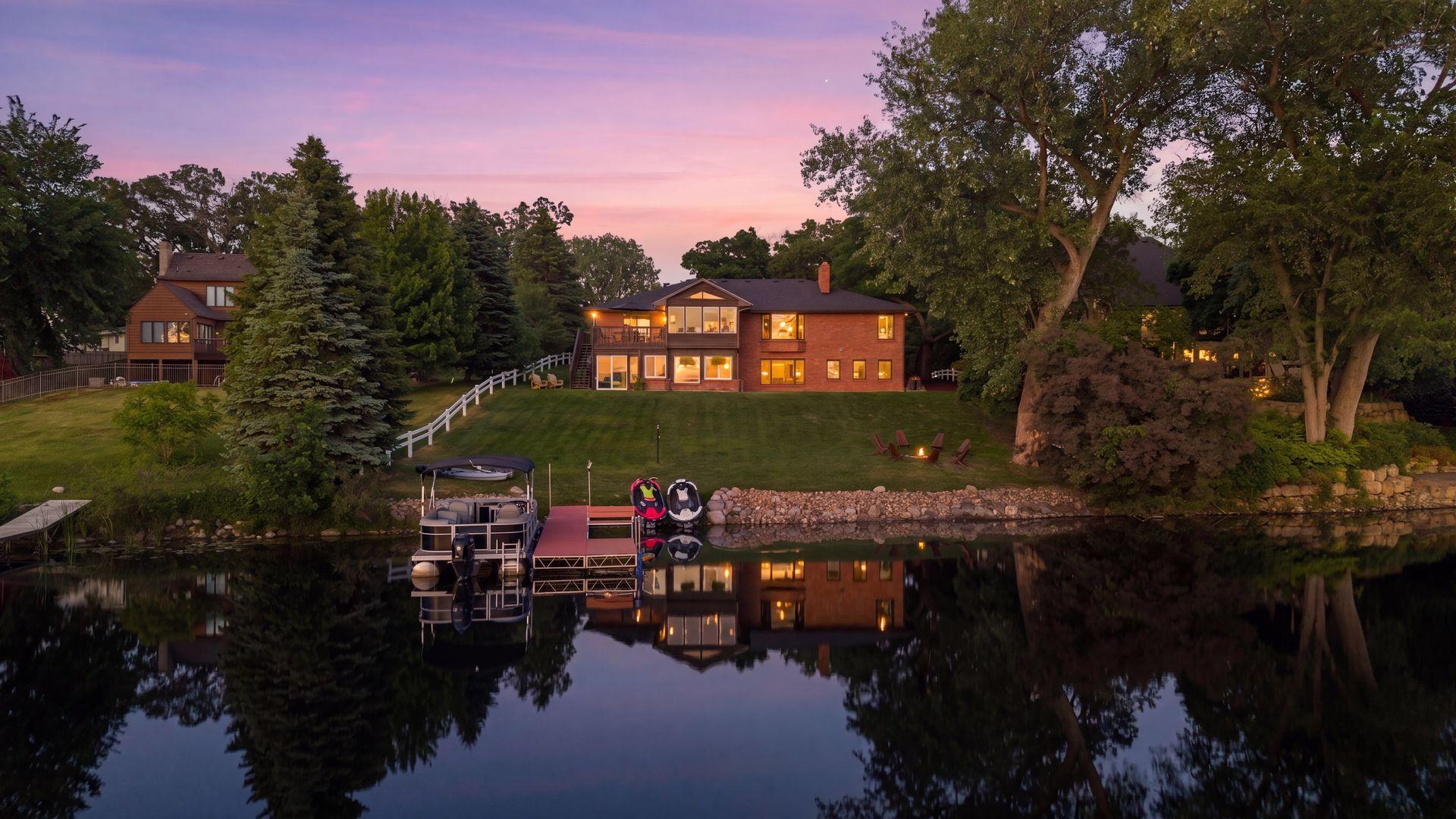 View of Residential at 15600 Logarto Lane, Burnsville MN 55306, Burnsville (141 of 147) - Mike Wilen | Minnesota Team Real Estate