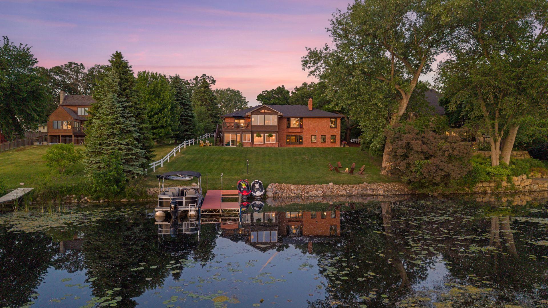 View of Residential at 15600 Logarto Lane, Burnsville MN 55306, Burnsville (140 of 147) - Mike Wilen | Minnesota Team Real Estate