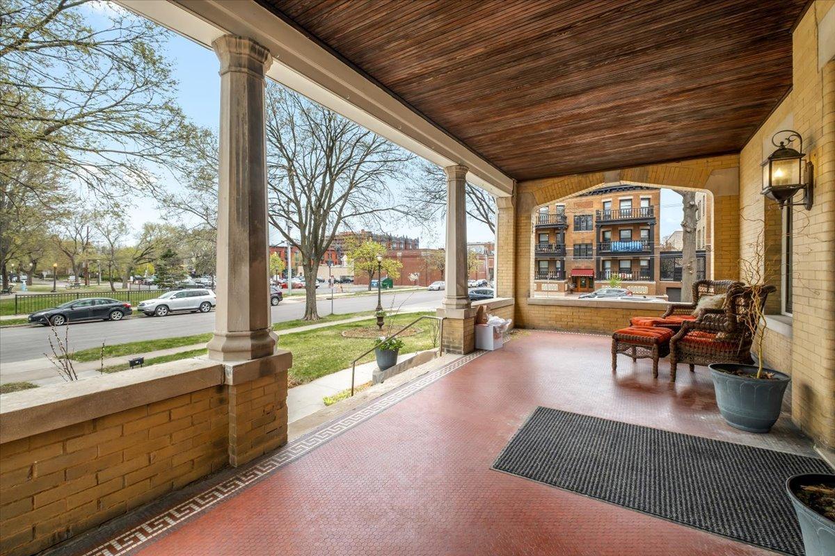 View of Residential at 341 Dayton Avenue, Saint Paul MN 55102, Saint Paul (7 of 74) - Mike Wilen | Minnesota Team Real Estate