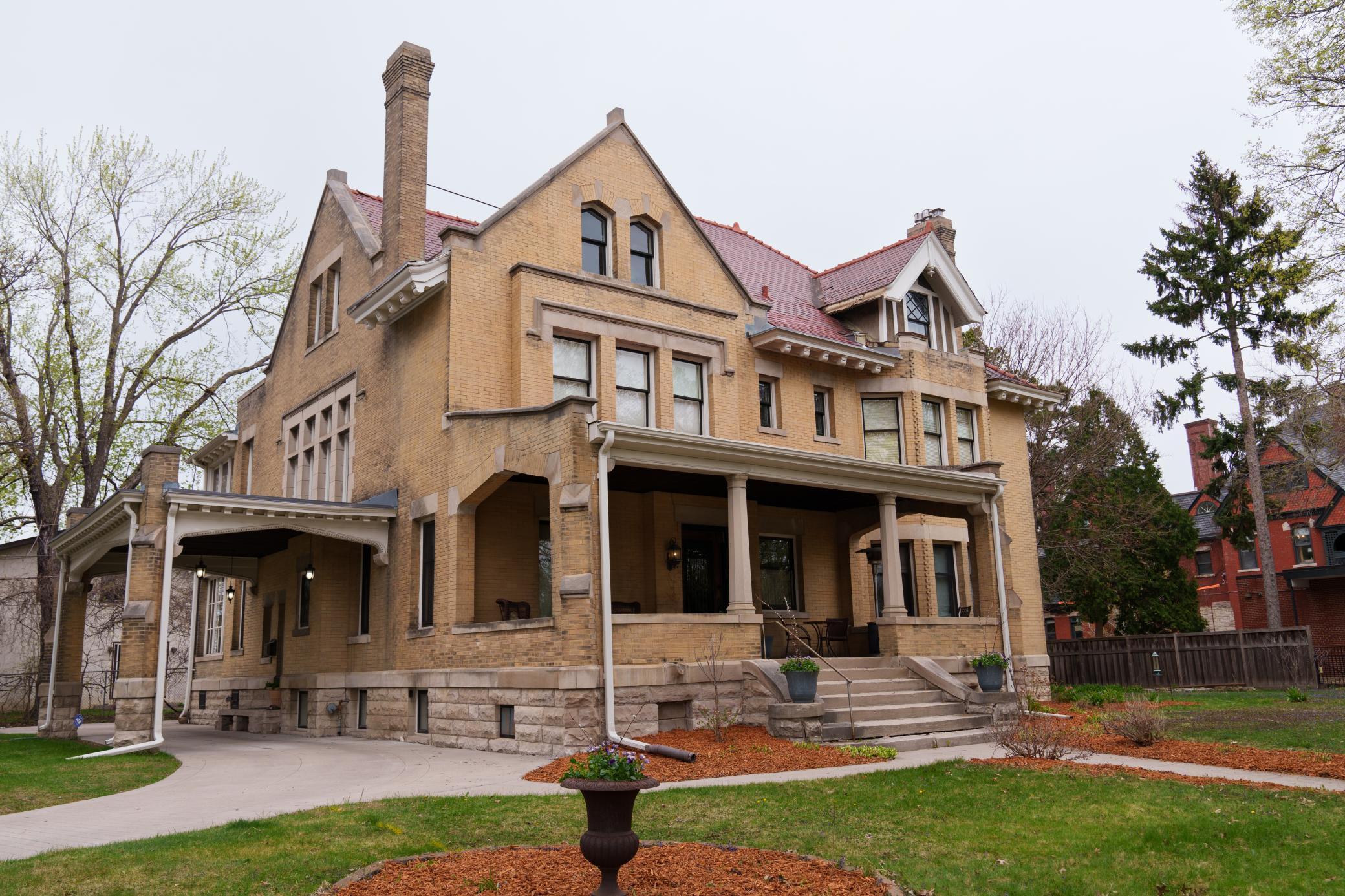 View of Residential at 341 Dayton Avenue, Saint Paul MN 55102, Saint Paul (3 of 74) - Mike Wilen | Minnesota Team Real Estate