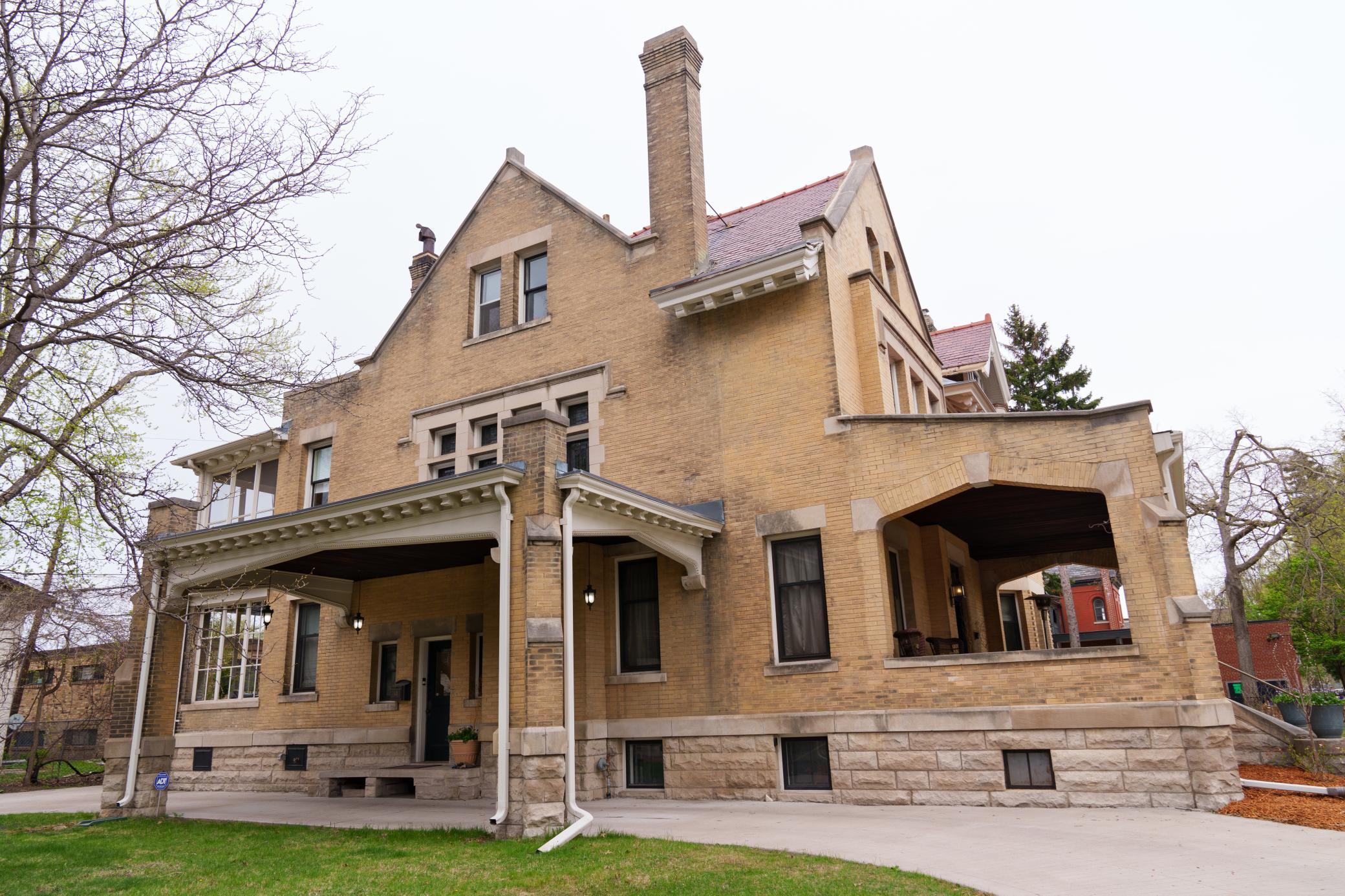 View of Residential at 341 Dayton Avenue, Saint Paul MN 55102, Saint Paul (4 of 74) - Mike Wilen | Minnesota Team Real Estate