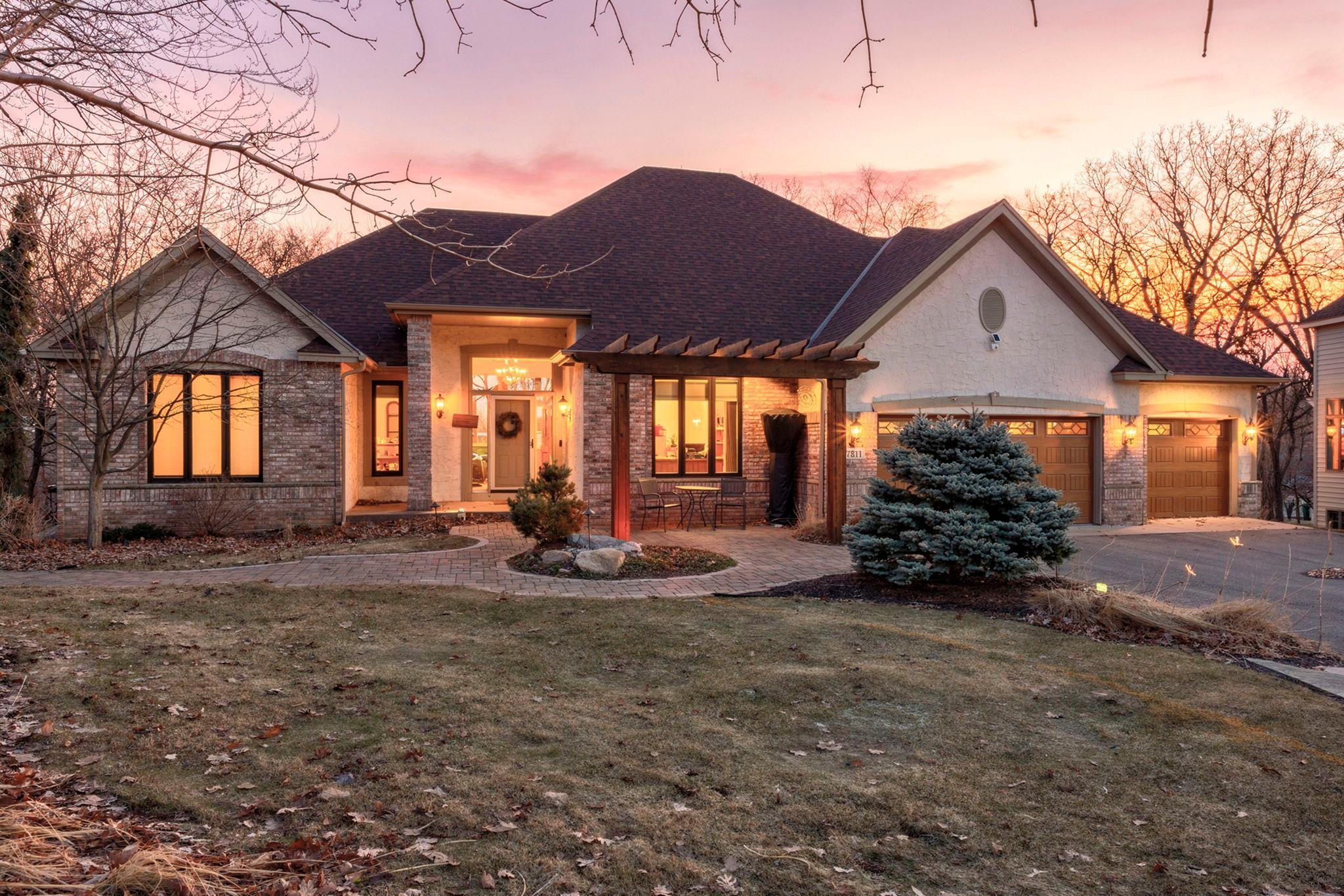 View of Residential at 7811 128th Street, Apple Valley MN 55124, Apple Valley - Mike Wilen | Minnesota Team Real Estate
