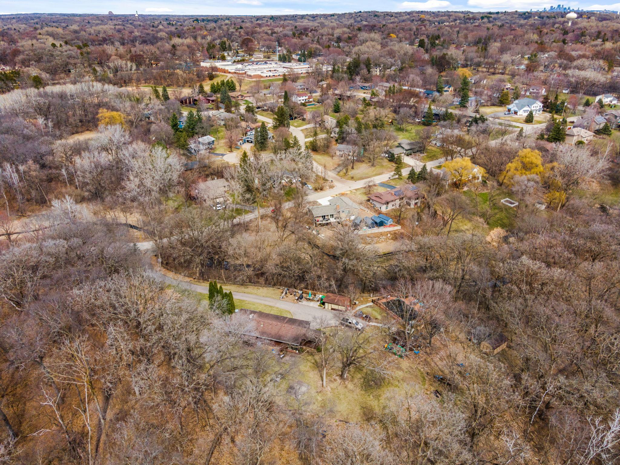 View of Residential at 17125 Stodola Road, Minnetonka MN 55345, Minnetonka (23 of 28) - Mike Wilen | Minnesota Team Real Estate