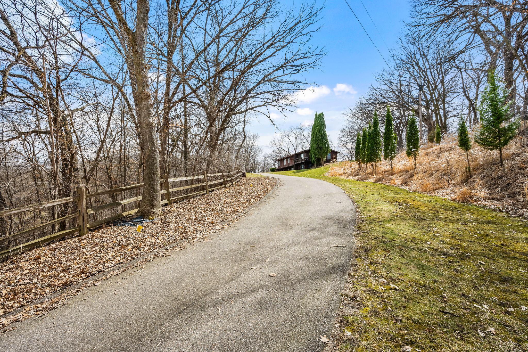 View of Residential at 17125 Stodola Road, Minnetonka MN 55345, Minnetonka (15 of 28) - Mike Wilen | Minnesota Team Real Estate