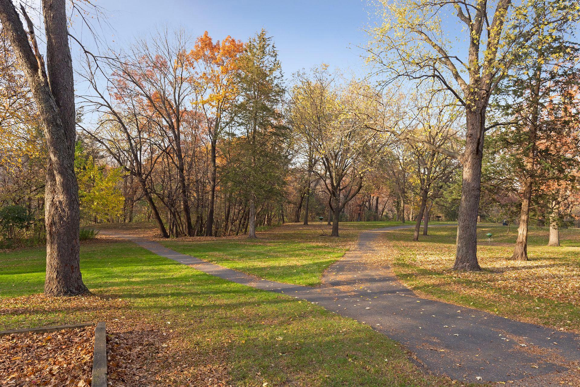 View of Residential at 10786 Lyndale Bluffs Trail, Bloomington MN 55420, Bloomington (38 of 41) - Mike Wilen | Minnesota Team Real Estate