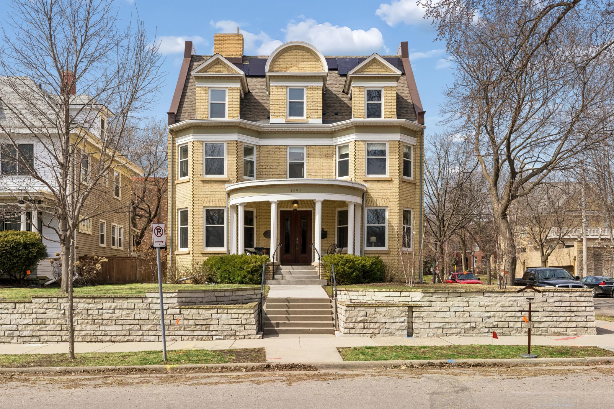 View of Residential at 1900 Dupont Avenue, Minneapolis MN 55403, Minneapolis - Mike Wilen | Minnesota Team Real Estate