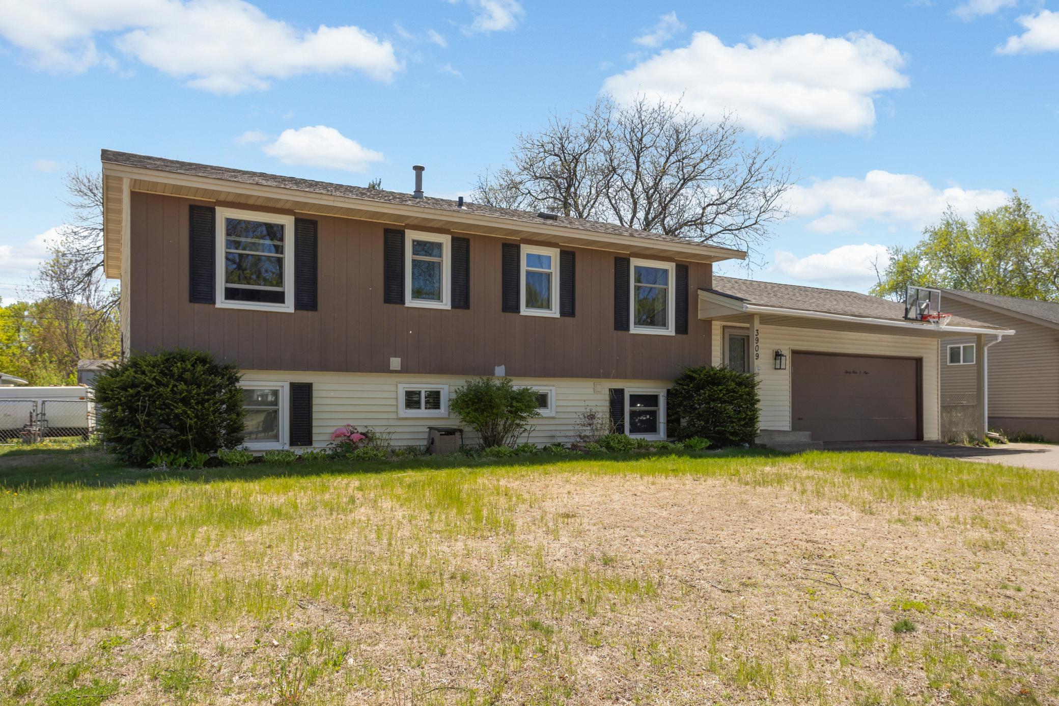 View of Residential at 3909 81st Avenue, Brooklyn Park MN 55443, Brooklyn Park - Mike Wilen | Minnesota Team Real Estate