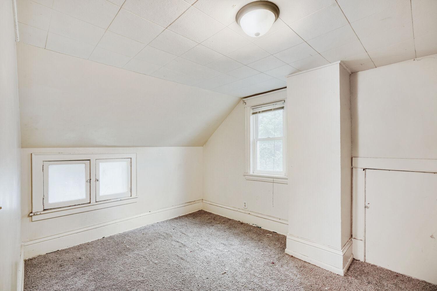 View of Residential at 3019 Upton Avenue, Minneapolis MN 55411, Minneapolis (7 of 11) - Mike Wilen | Minnesota Team Real Estate