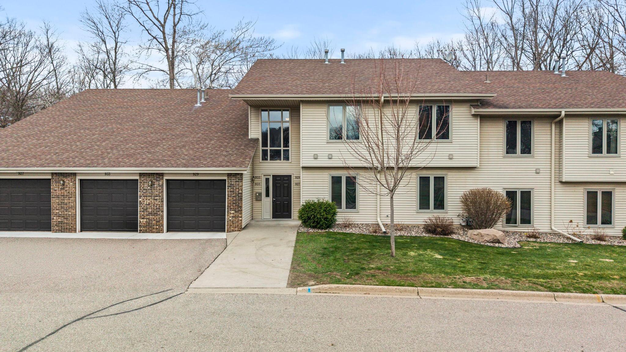 View of Residential at 929 Oakwood Heights Circle #6, Eagan MN 55123, Eagan - Mike Wilen | Minnesota Team Real Estate