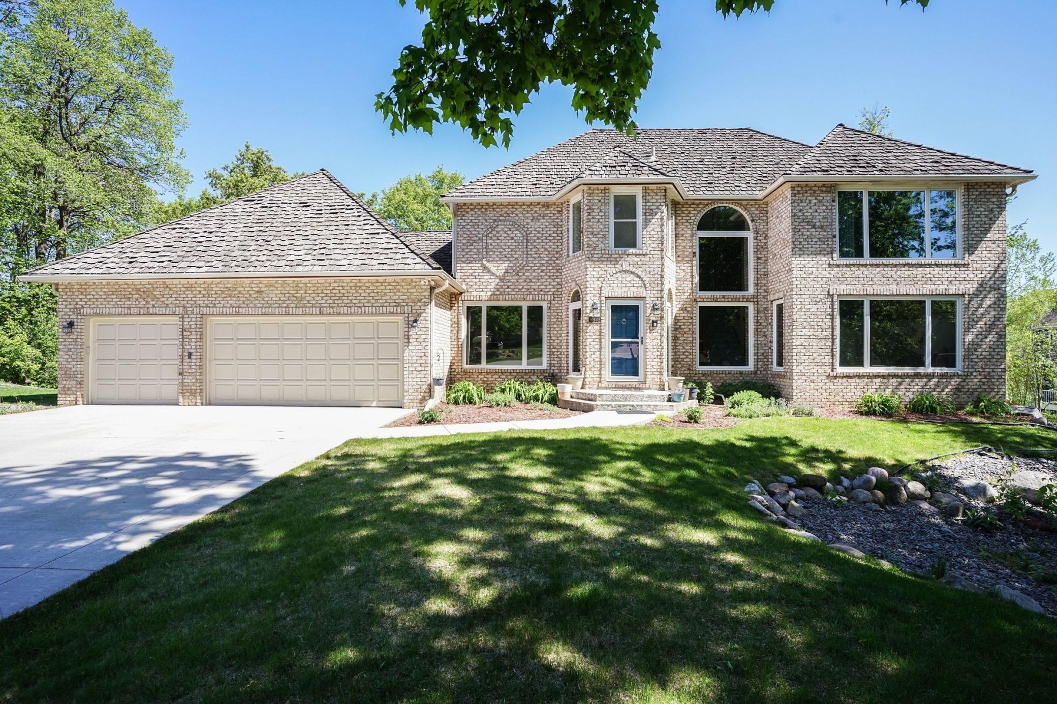 View of Residential at 8973 Knoble Court, Eden Prairie MN 55347, Eden Prairie (3 of 55) - Mike Wilen | Minnesota Team Real Estate