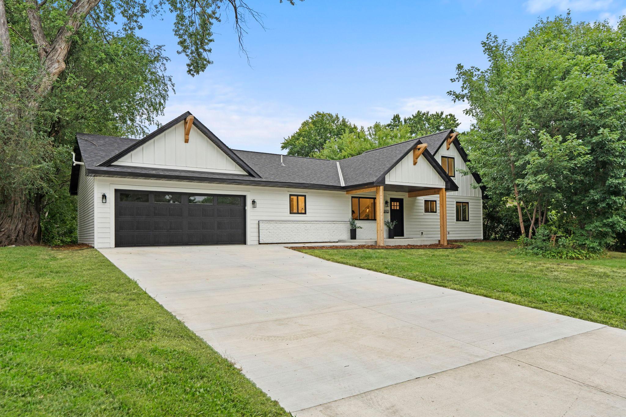 View of Residential at 9931 Quince Street, Coon Rapids MN 55433, Coon Rapids (5 of 70) - Mike Wilen | Minnesota Team Real Estate
