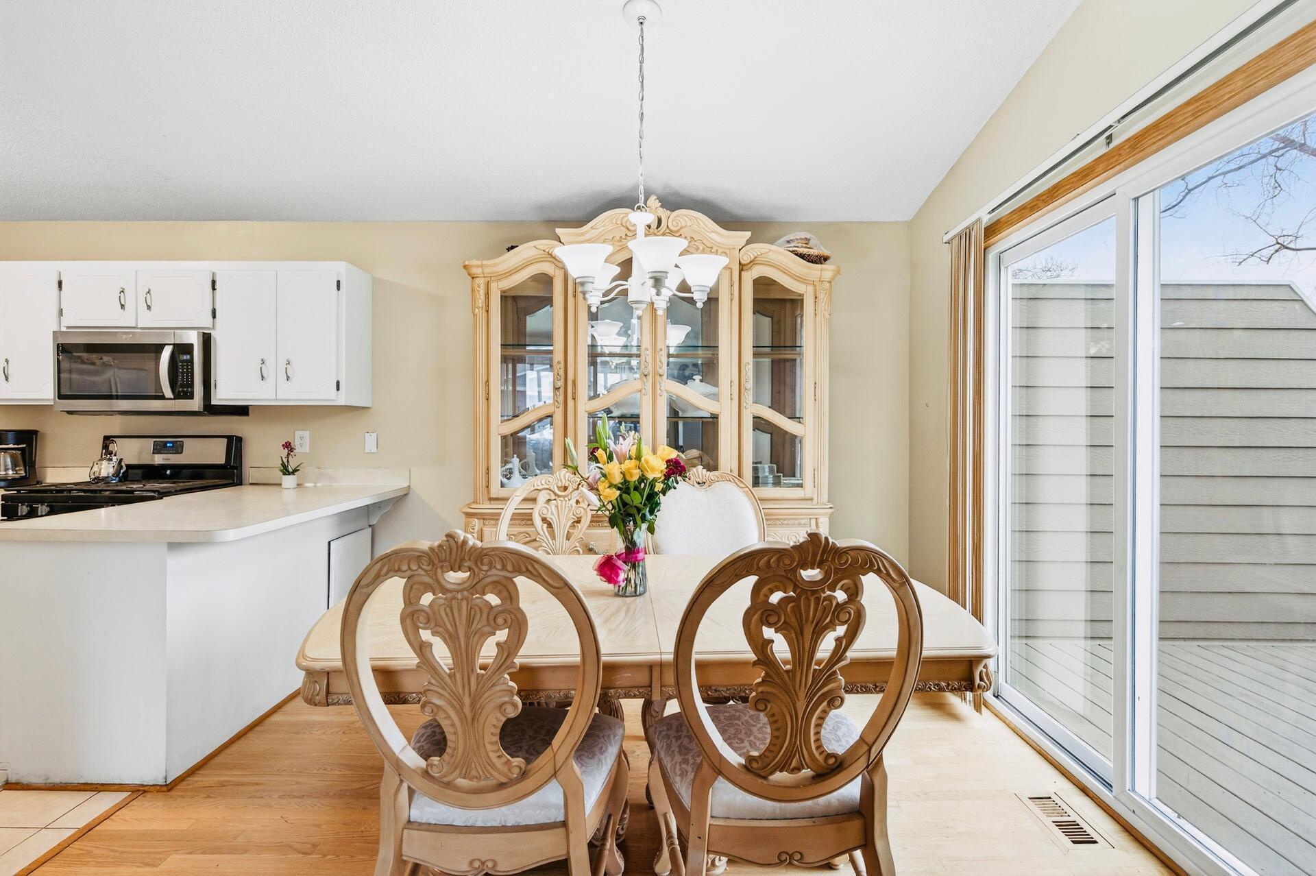 View of Residential at 1272 Ferndale Street, Maplewood MN 55119, Maplewood (17 of 18) - Mike Wilen | Minnesota Team Real Estate