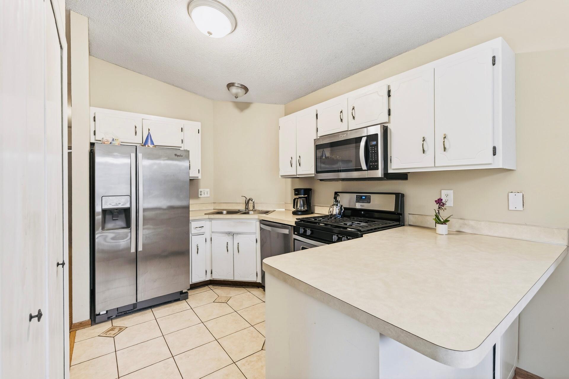 View of Residential at 1272 Ferndale Street, Maplewood MN 55119, Maplewood (4 of 18) - Mike Wilen | Minnesota Team Real Estate