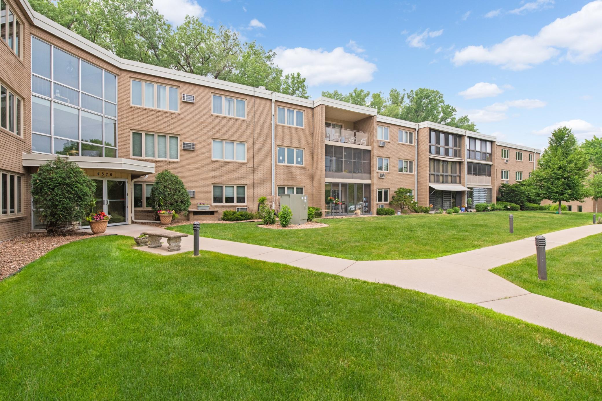 View of Residential at 4370 Brookside Court #203, Edina MN 55436, Edina (18 of 35) - Mike Wilen | Minnesota Team Real Estate
