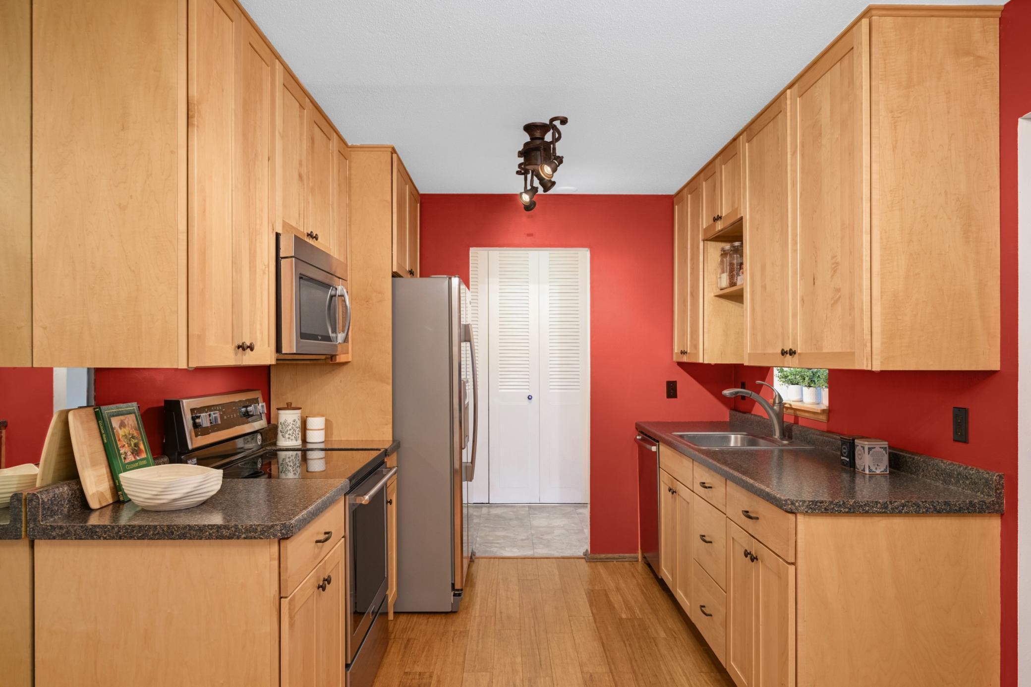 View of Residential at 4370 Brookside Court #203, Edina MN 55436, Edina (8 of 35) - Mike Wilen | Minnesota Team Real Estate