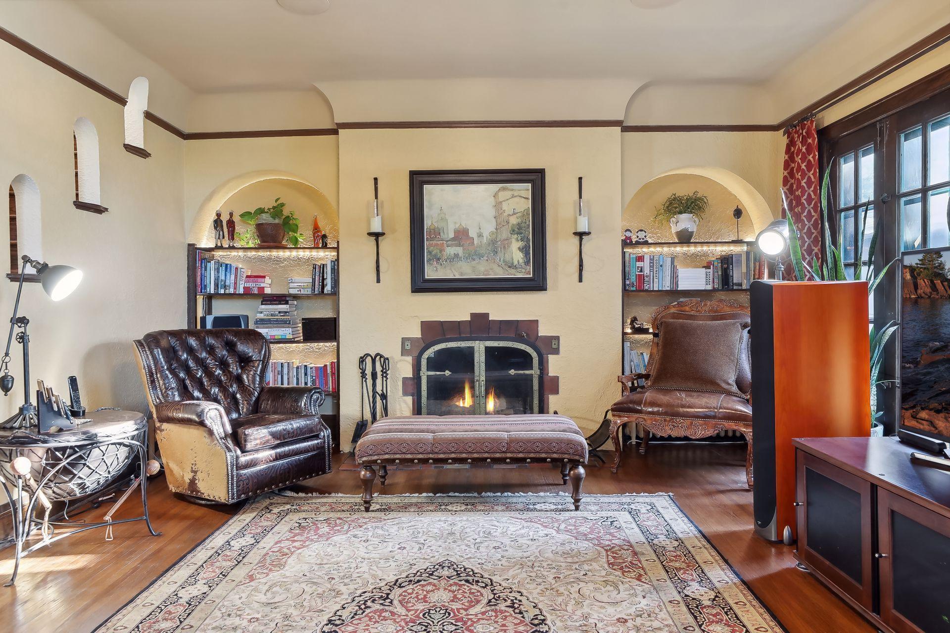 View of Residential at 1005 Cedar Lake Road, Minneapolis MN 55405, Minneapolis (7 of 37) - Mike Wilen | Minnesota Team Real Estate