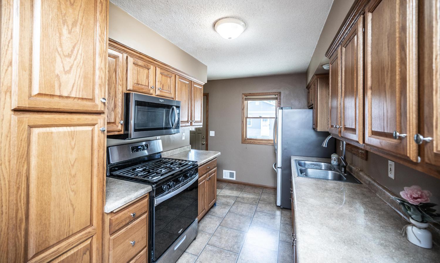 View of Residential at 1949 Barry Drive, Newport MN 55055, Newport (10 of 34) - Mike Wilen | Minnesota Team Real Estate