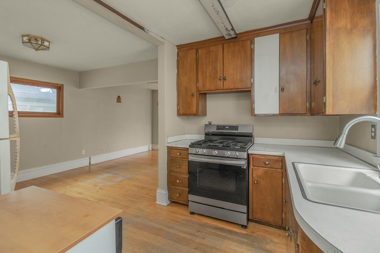 View of Residential at 2036 Cedar Lake Parkway, Minneapolis MN 55416, Minneapolis (15 of 28) - Mike Wilen | Minnesota Team Real Estate
