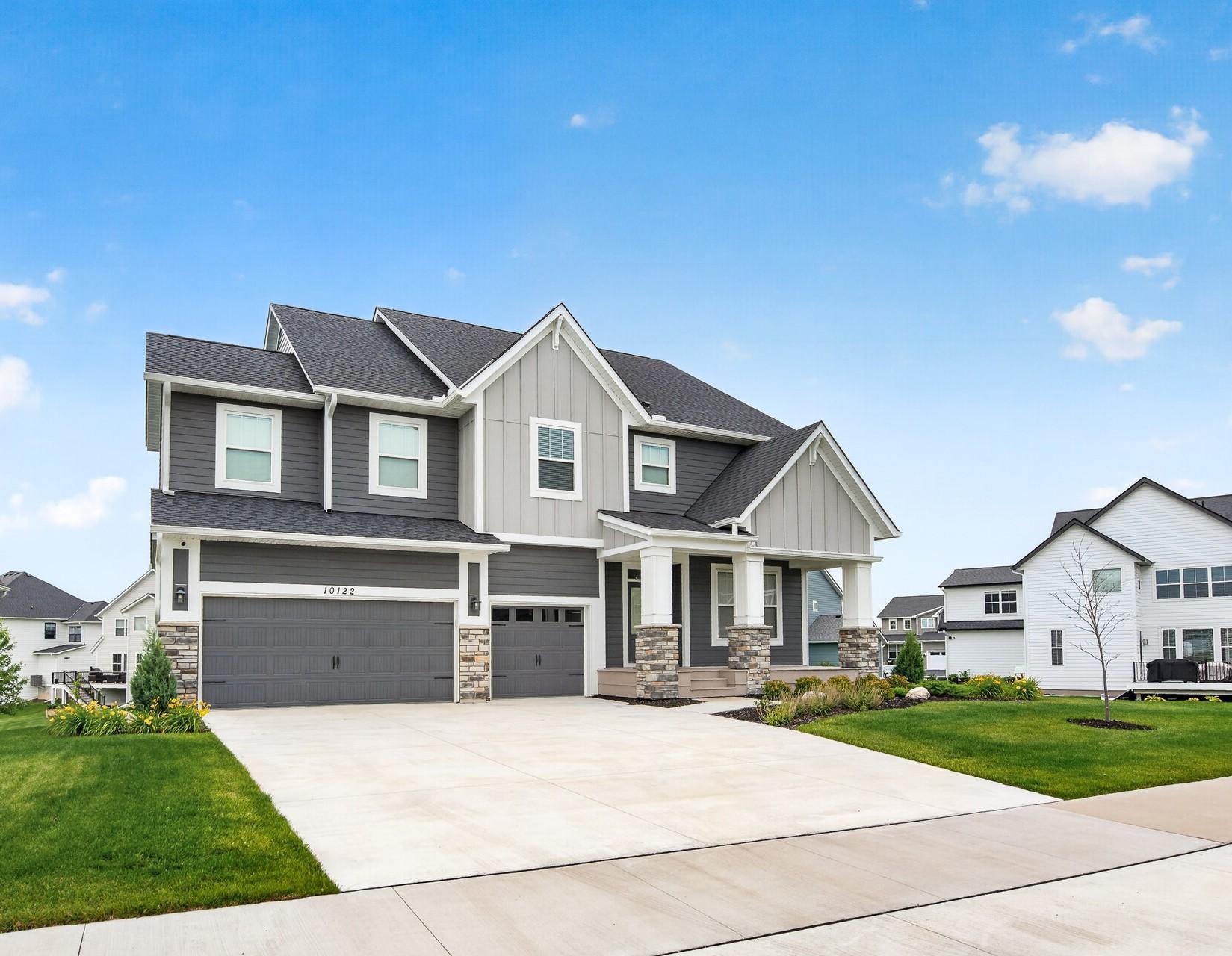 View of Residential at 10122 Shadyview Lane, Maple Grove MN 55311, Maple Grove (6 of 50) - Mike Wilen | Minnesota Team Real Estate