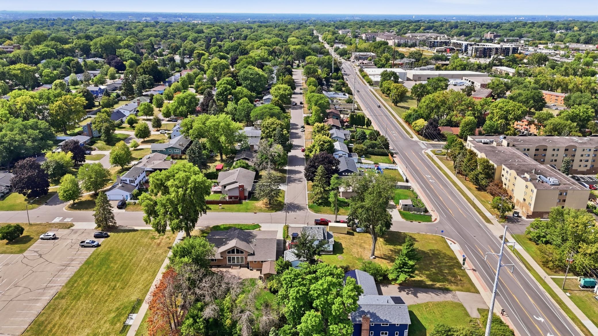 View of Residential at 3635 Chelmsford Road, Saint Anthony MN 55418, Saint Anthony (54 of 57) - Mike Wilen | Minnesota Team Real Estate