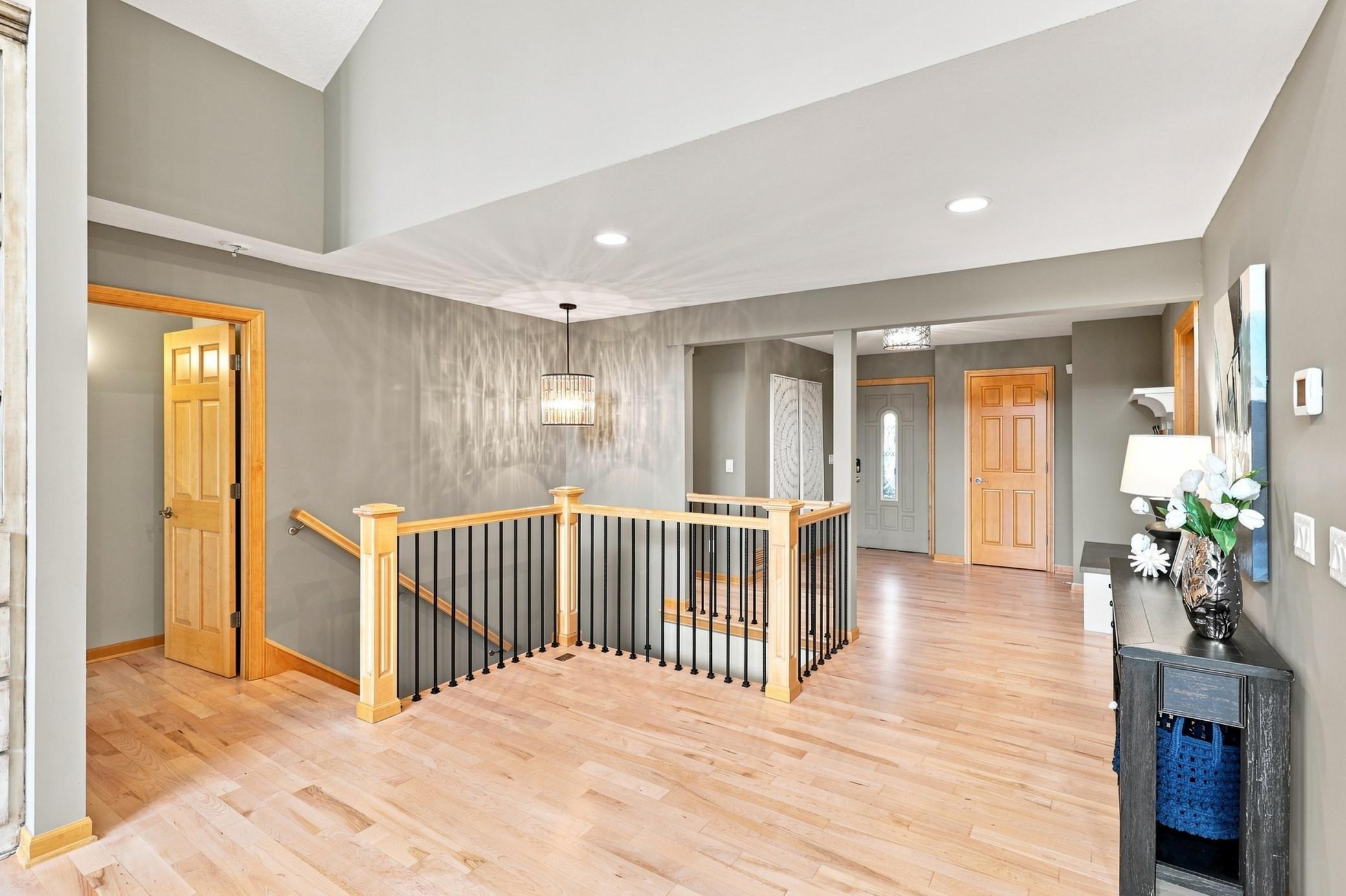 View of Residential at 3635 Chelmsford Road, Saint Anthony MN 55418, Saint Anthony (15 of 57) - Mike Wilen | Minnesota Team Real Estate