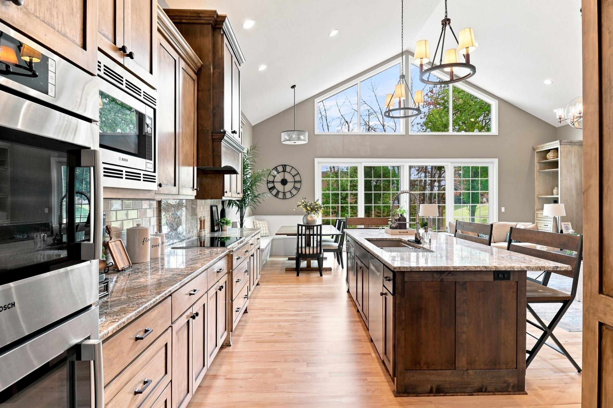 View of Residential at 3635 Chelmsford Road, Saint Anthony MN 55418, Saint Anthony (12 of 57) - Mike Wilen | Minnesota Team Real Estate