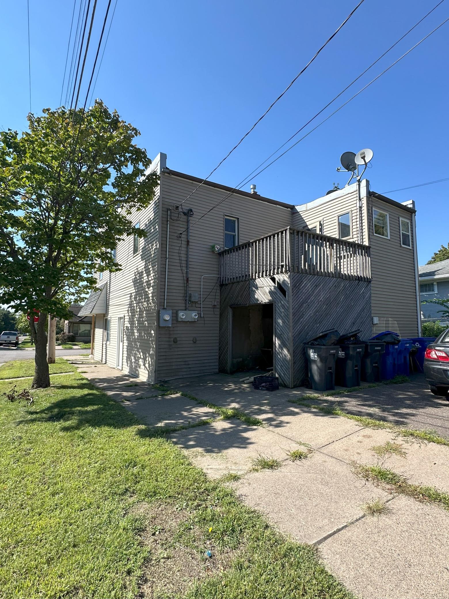 View of Residential Income at 1237 5th Street, Saint Paul MN 55106, Saint Paul (3 of 20) - Mike Wilen | Minnesota Team Real Estate