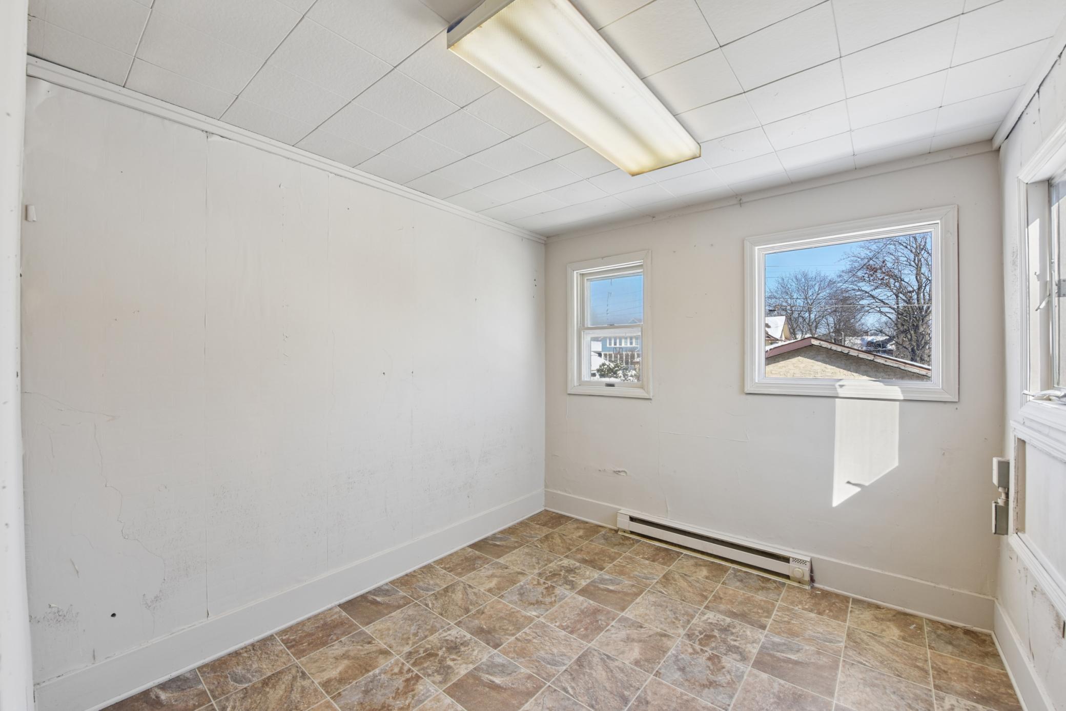 View of Residential Income at 1237 5th Street, Saint Paul MN 55106, Saint Paul (17 of 20) - Mike Wilen | Minnesota Team Real Estate