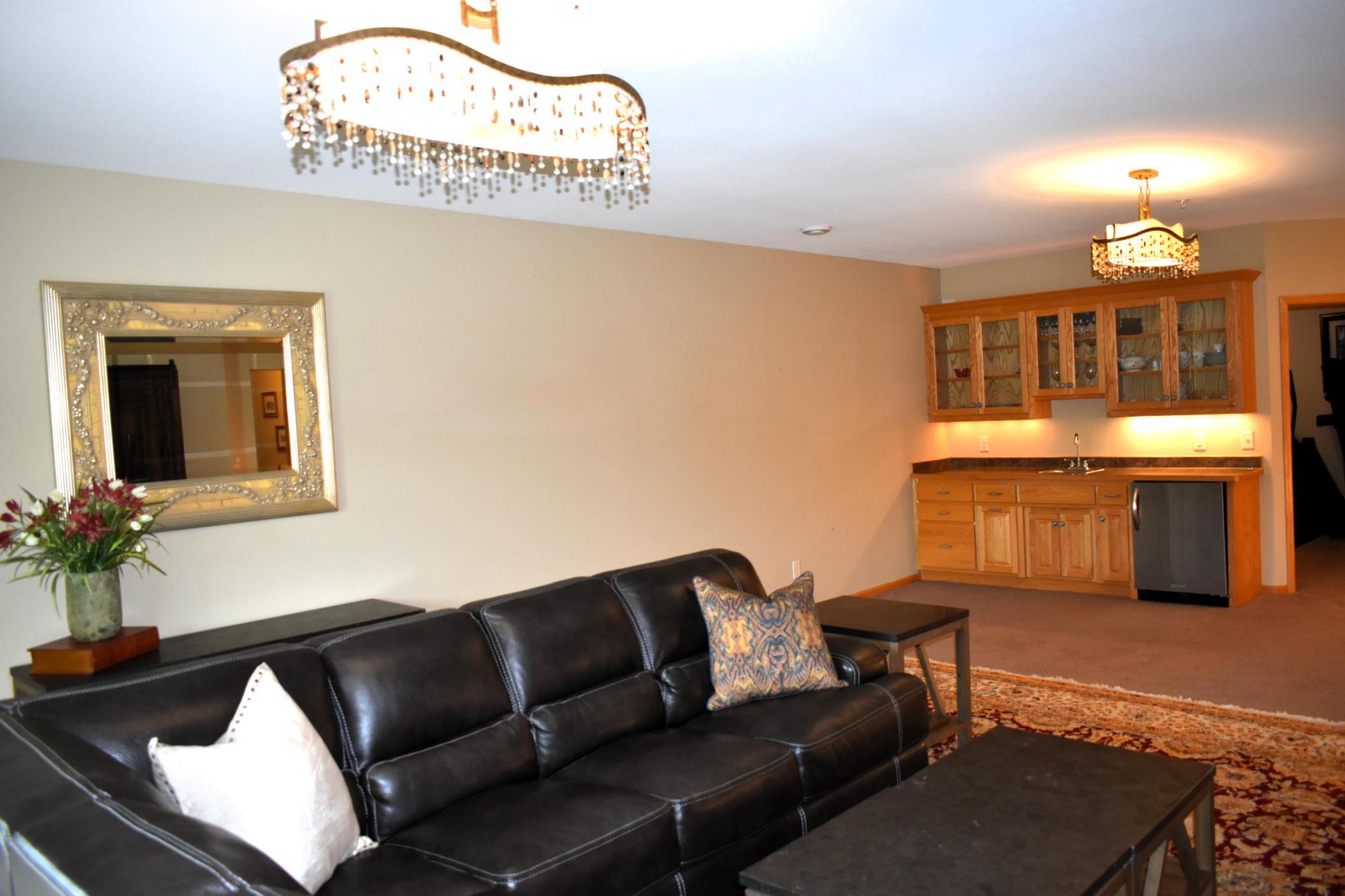 View of Residential at 10726 Lyndale Bluffs Trail, Bloomington MN 55420, Bloomington (25 of 33) - Mike Wilen | Minnesota Team Real Estate