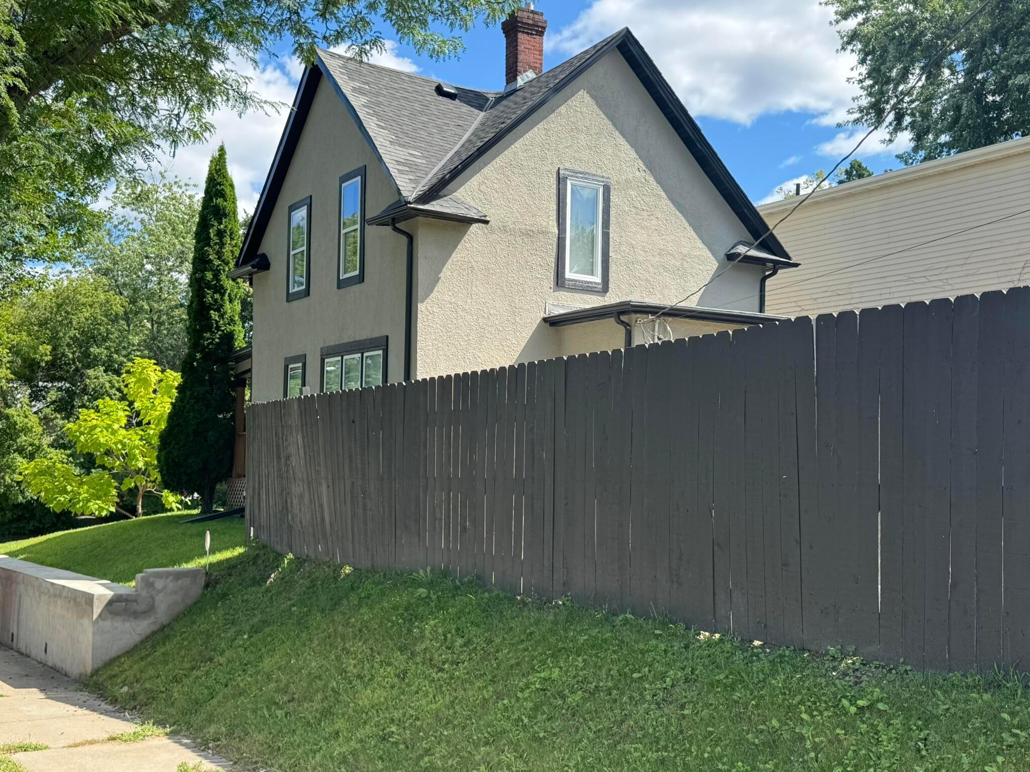 View of Residential at 3557 Dupont Avenue, Minneapolis MN 55412, Minneapolis (23 of 25) - Mike Wilen | Minnesota Team Real Estate