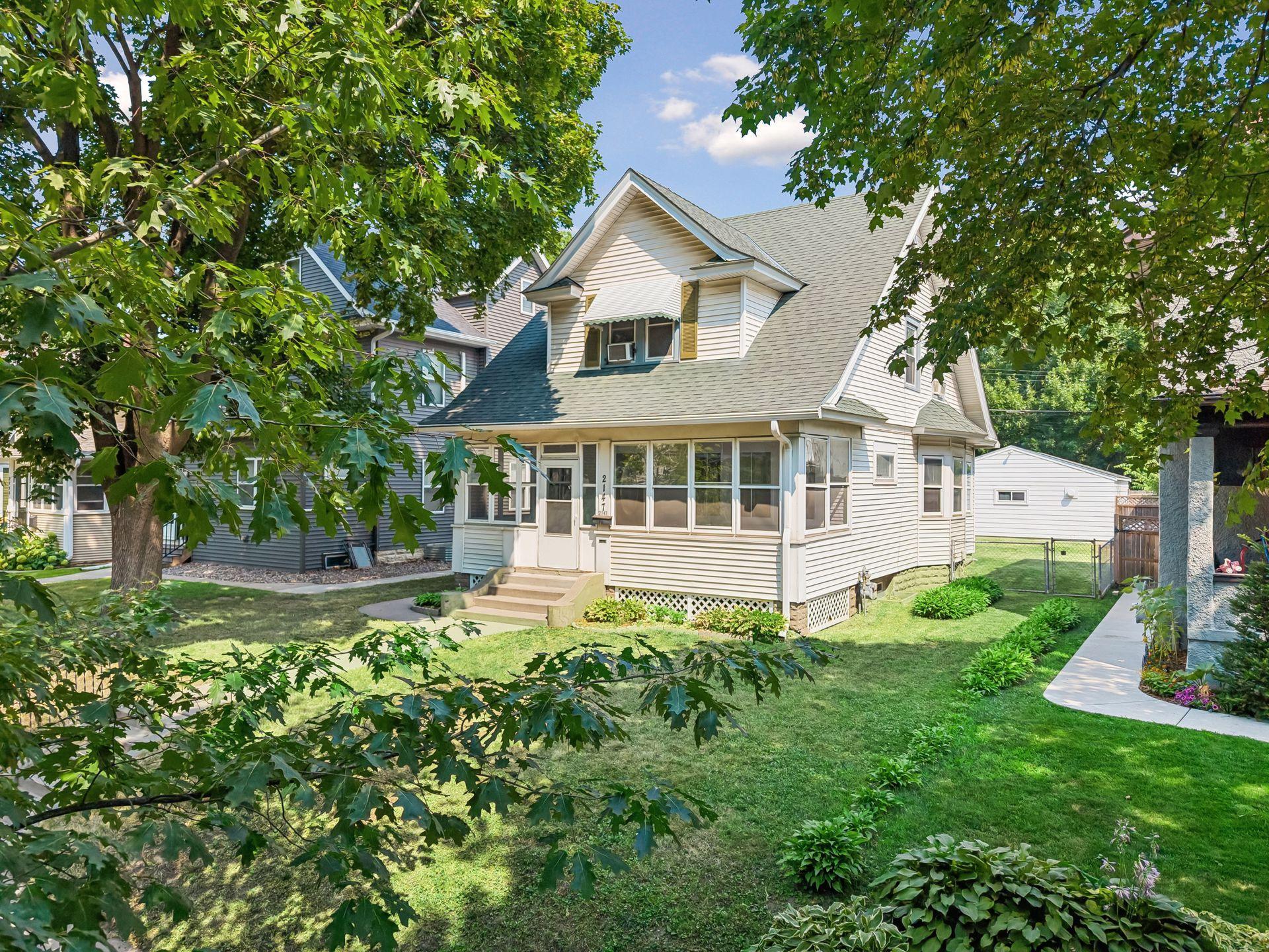 View of Residential at 2147 Dayton Avenue, Saint Paul MN 55104, Saint Paul (53 of 61) - Mike Wilen | Minnesota Team Real Estate