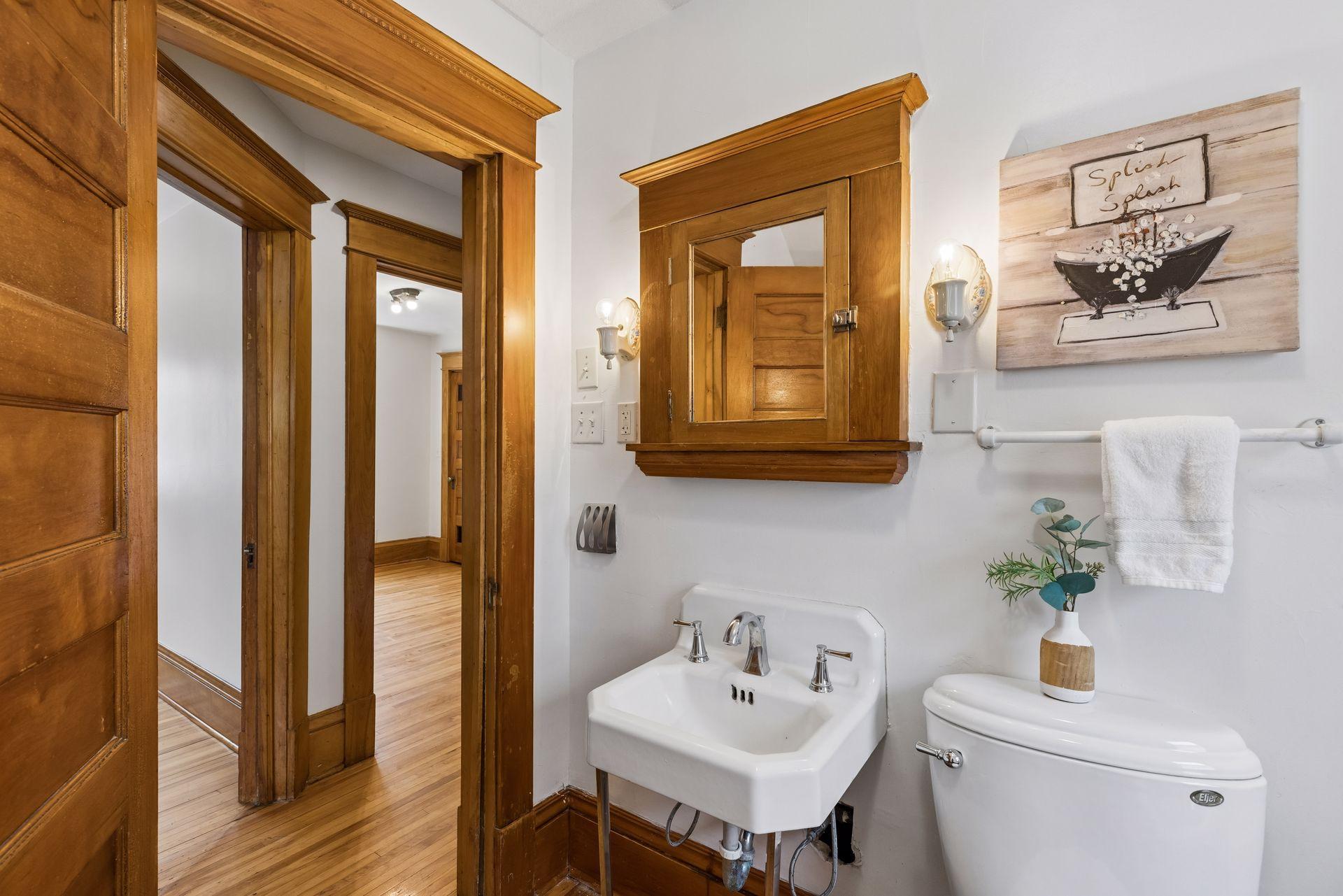 View of Residential at 2147 Dayton Avenue, Saint Paul MN 55104, Saint Paul (38 of 61) - Mike Wilen | Minnesota Team Real Estate