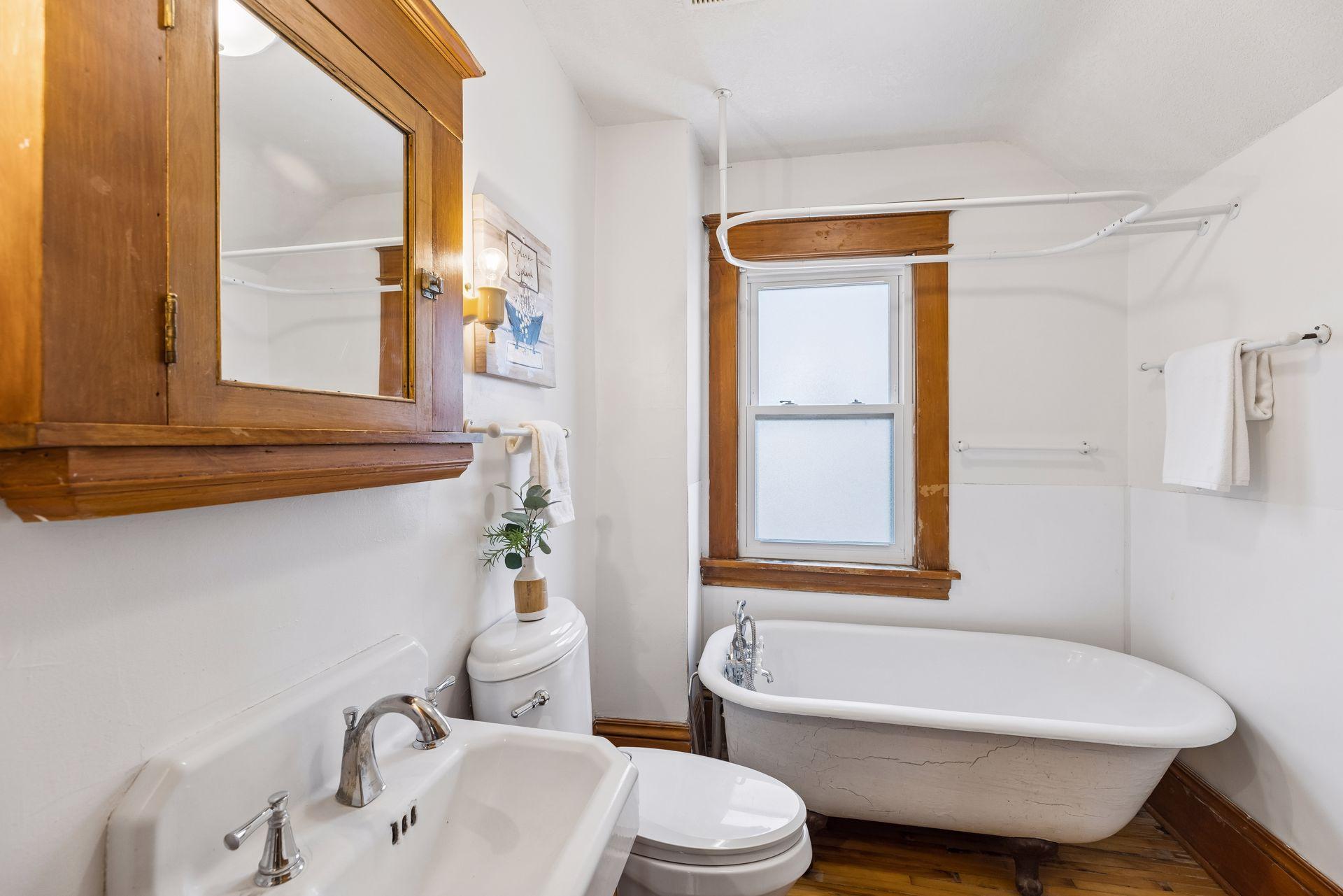 View of Residential at 2147 Dayton Avenue, Saint Paul MN 55104, Saint Paul (37 of 61) - Mike Wilen | Minnesota Team Real Estate