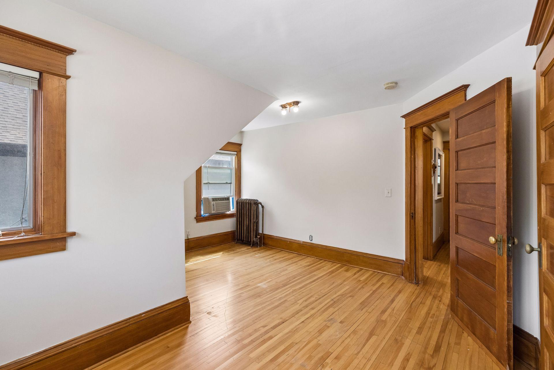 View of Residential at 2147 Dayton Avenue, Saint Paul MN 55104, Saint Paul (34 of 61) - Mike Wilen | Minnesota Team Real Estate