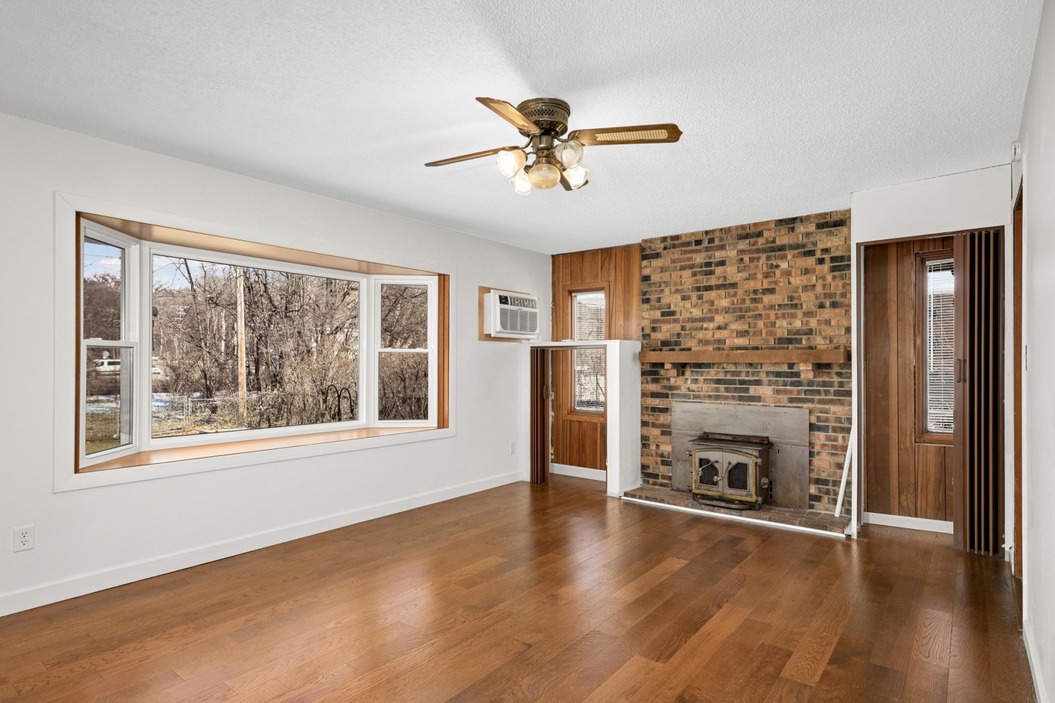 View of Residential at 1709 Field Avenue, Saint Paul MN 55116, Saint Paul (10 of 37) - Mike Wilen | Minnesota Team Real Estate