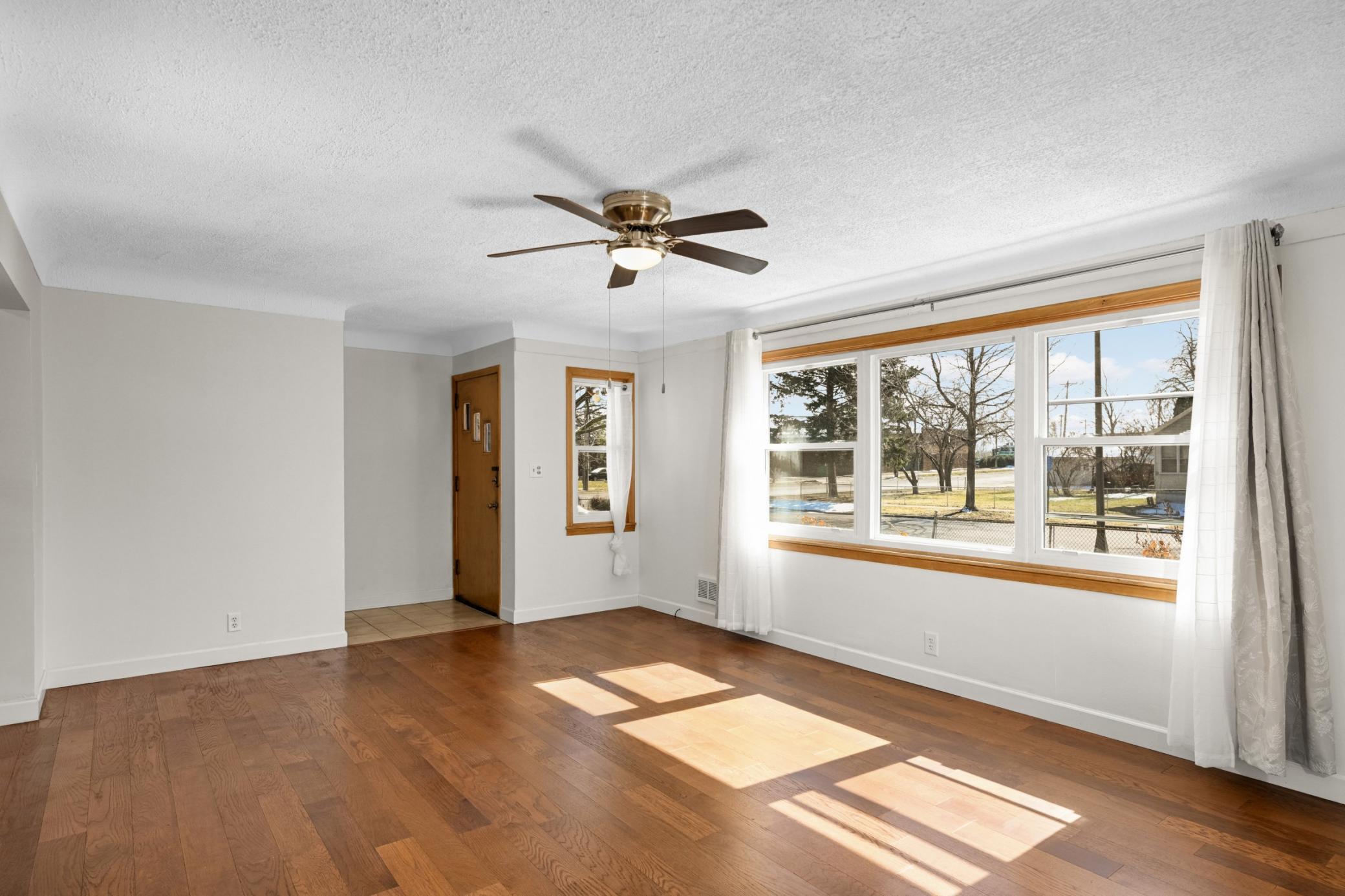 View of Residential at 1709 Field Avenue, Saint Paul MN 55116, Saint Paul (3 of 37) - Mike Wilen | Minnesota Team Real Estate