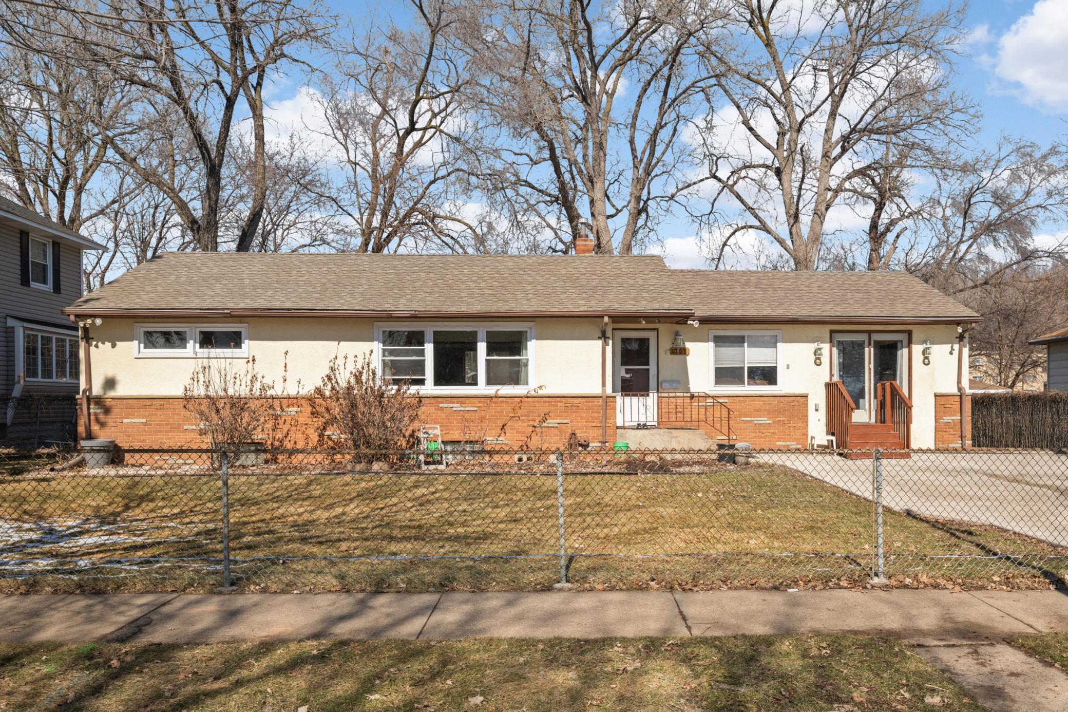 View of Residential at 1709 Field Avenue, Saint Paul MN 55116, Saint Paul (2 of 37) - Mike Wilen | Minnesota Team Real Estate