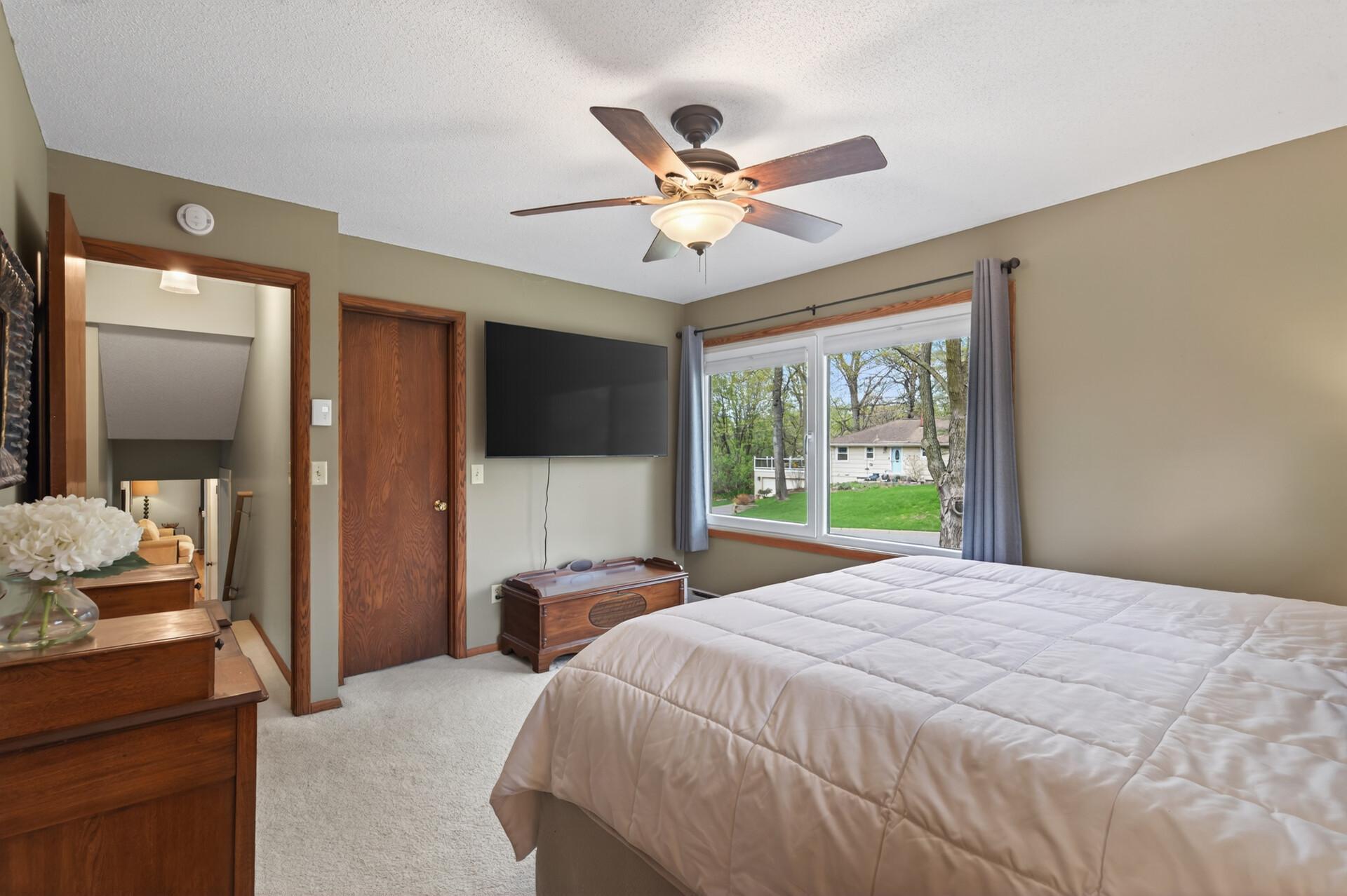 View of Residential at 4830 Shady Lane, Minnetonka MN 55345, Minnetonka (19 of 40) - Mike Wilen | Minnesota Team Real Estate