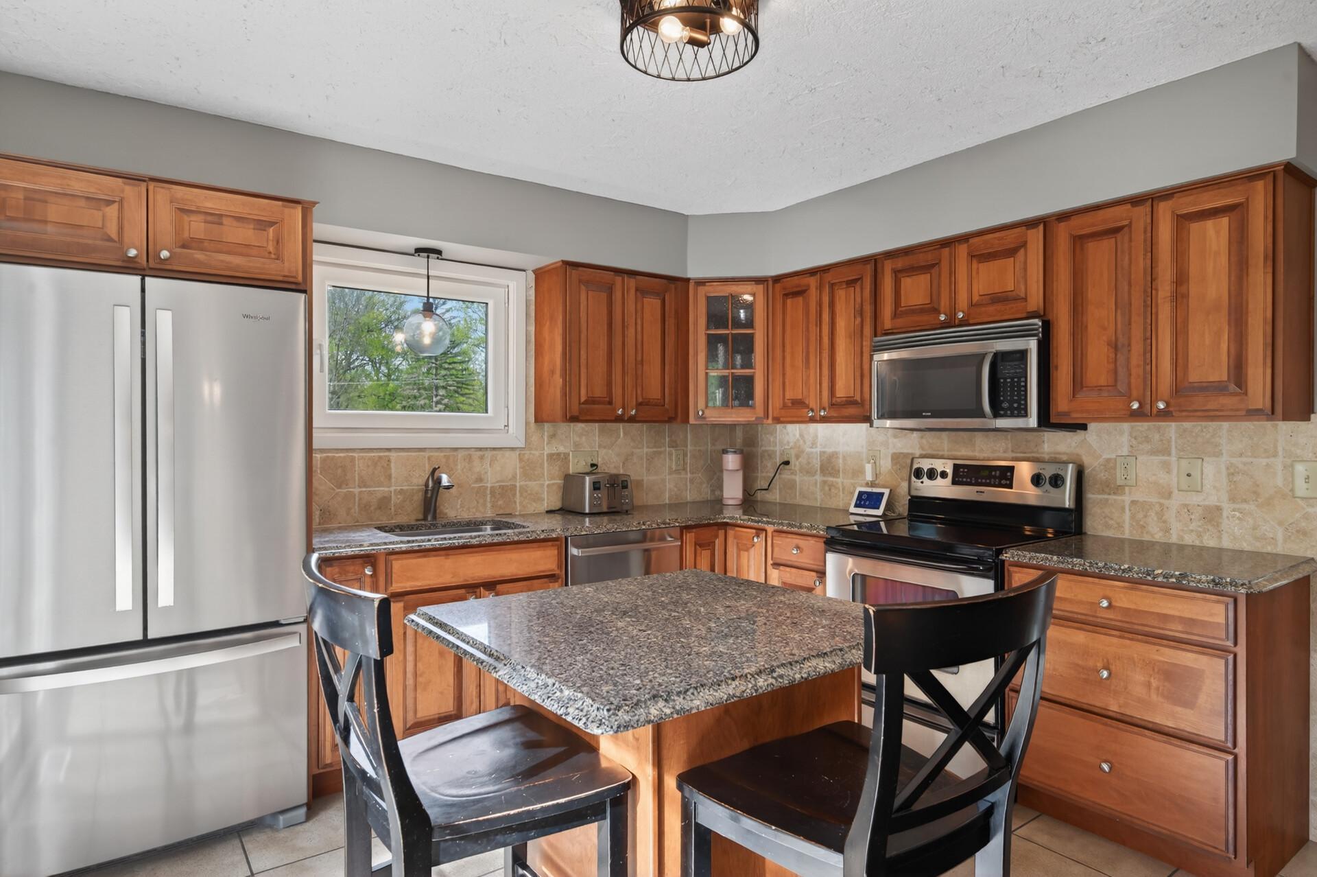 View of Residential at 4830 Shady Lane, Minnetonka MN 55345, Minnetonka (12 of 40) - Mike Wilen | Minnesota Team Real Estate