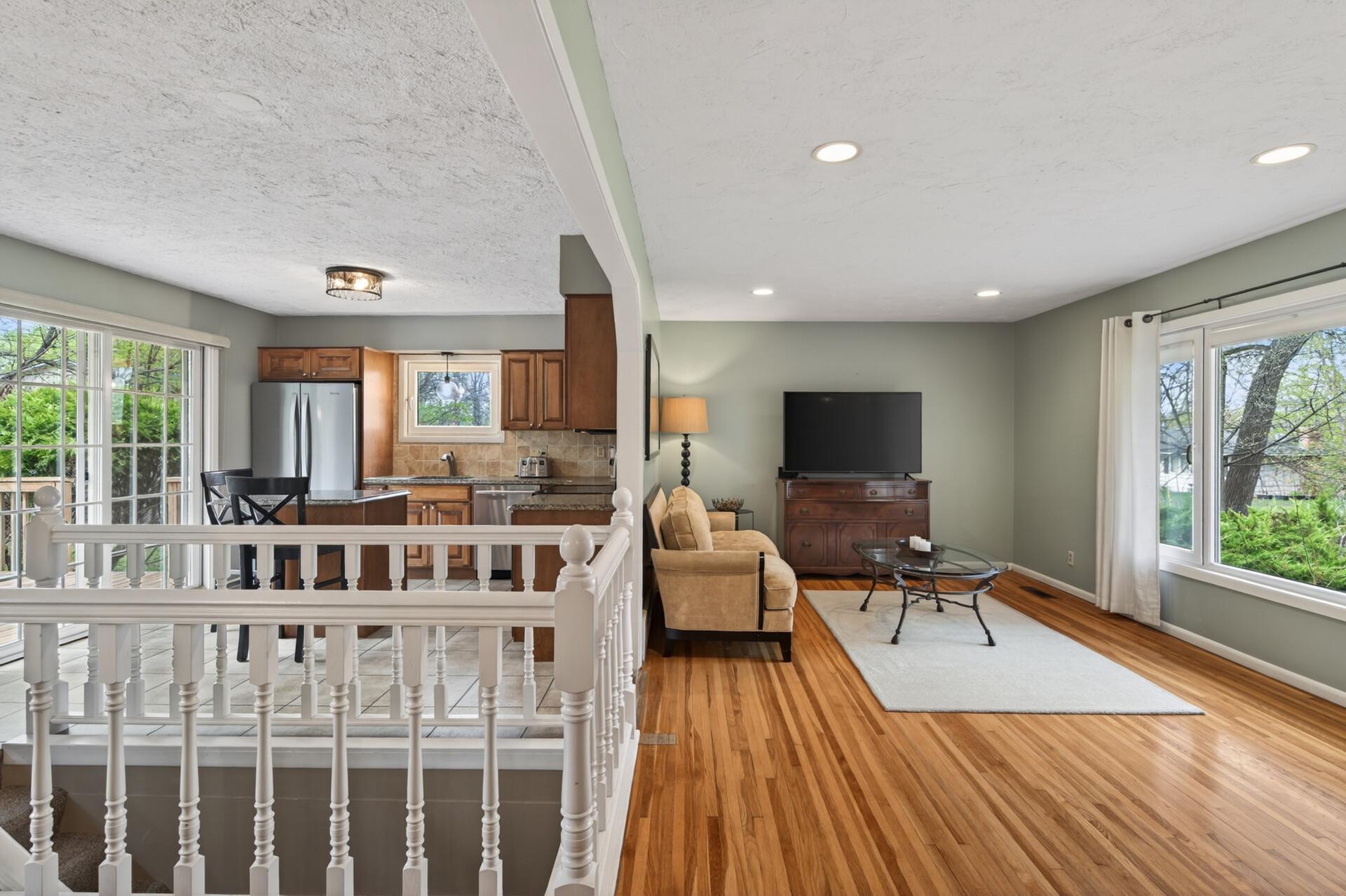View of Residential at 4830 Shady Lane, Minnetonka MN 55345, Minnetonka (7 of 40) - Mike Wilen | Minnesota Team Real Estate