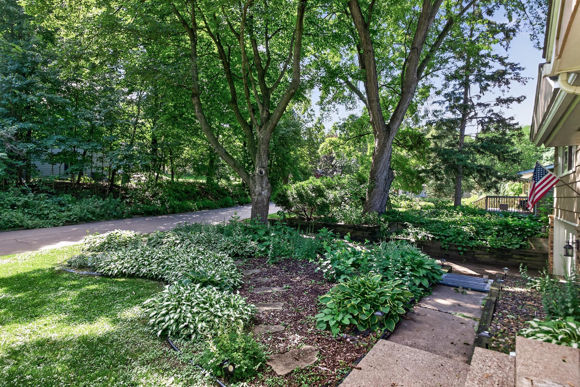 View of Residential at 4830 Shady Lane, Minnetonka MN 55345, Minnetonka (32 of 40) - Mike Wilen | Minnesota Team Real Estate