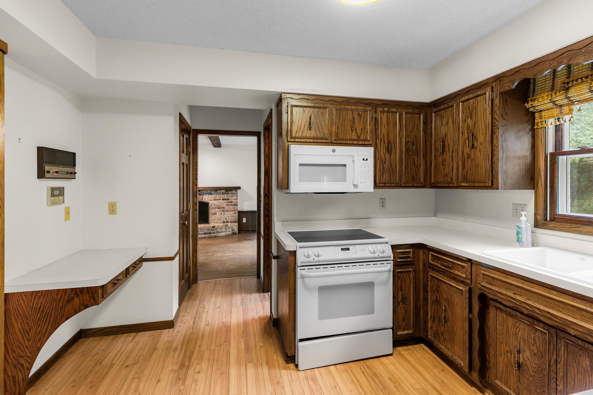 View of Residential at 18010 County Road 6, Plymouth MN 55447, Plymouth (9 of 28) - Mike Wilen | Minnesota Team Real Estate