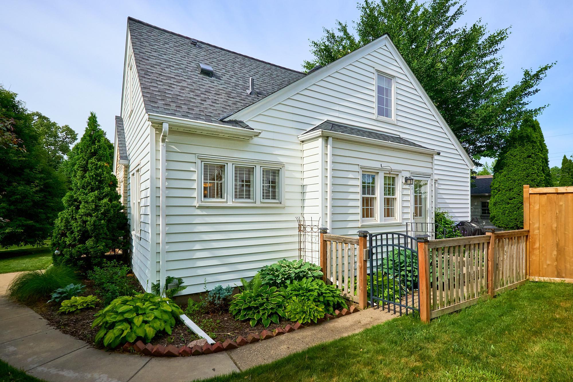 View of Residential at 2242 Wilson Street, Minneapolis MN 55418, Minneapolis (4 of 46) - Mike Wilen | Minnesota Team Real Estate