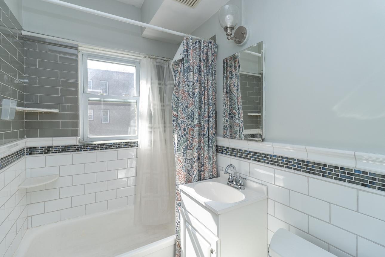 View of Residential at 3128 Bde Maka Ska Boulevard #415, Minneapolis MN 55416, Minneapolis (11 of 24) - Mike Wilen | Minnesota Team Real Estate