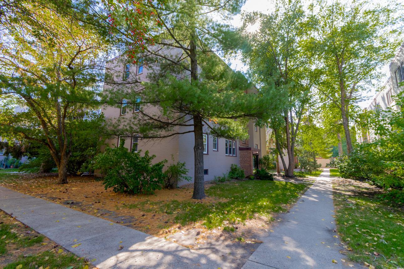 View of Residential at 3128 Bde Maka Ska Boulevard #415, Minneapolis MN 55416, Minneapolis (21 of 24) - Mike Wilen | Minnesota Team Real Estate