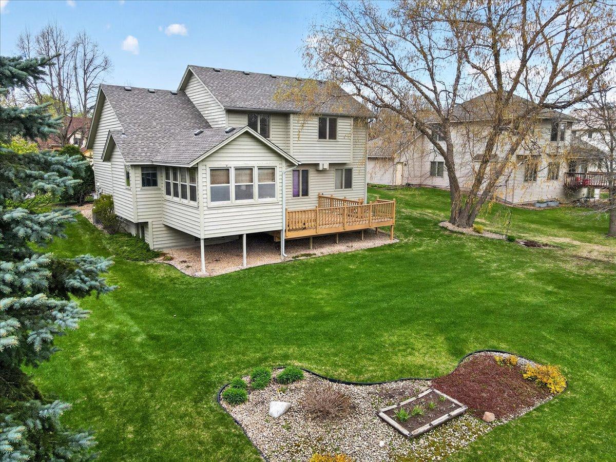 View of Residential at 8920 Vickors Crossing, Brooklyn Park MN 55443, Brooklyn Park - Mike Wilen | Minnesota Team Real Estate