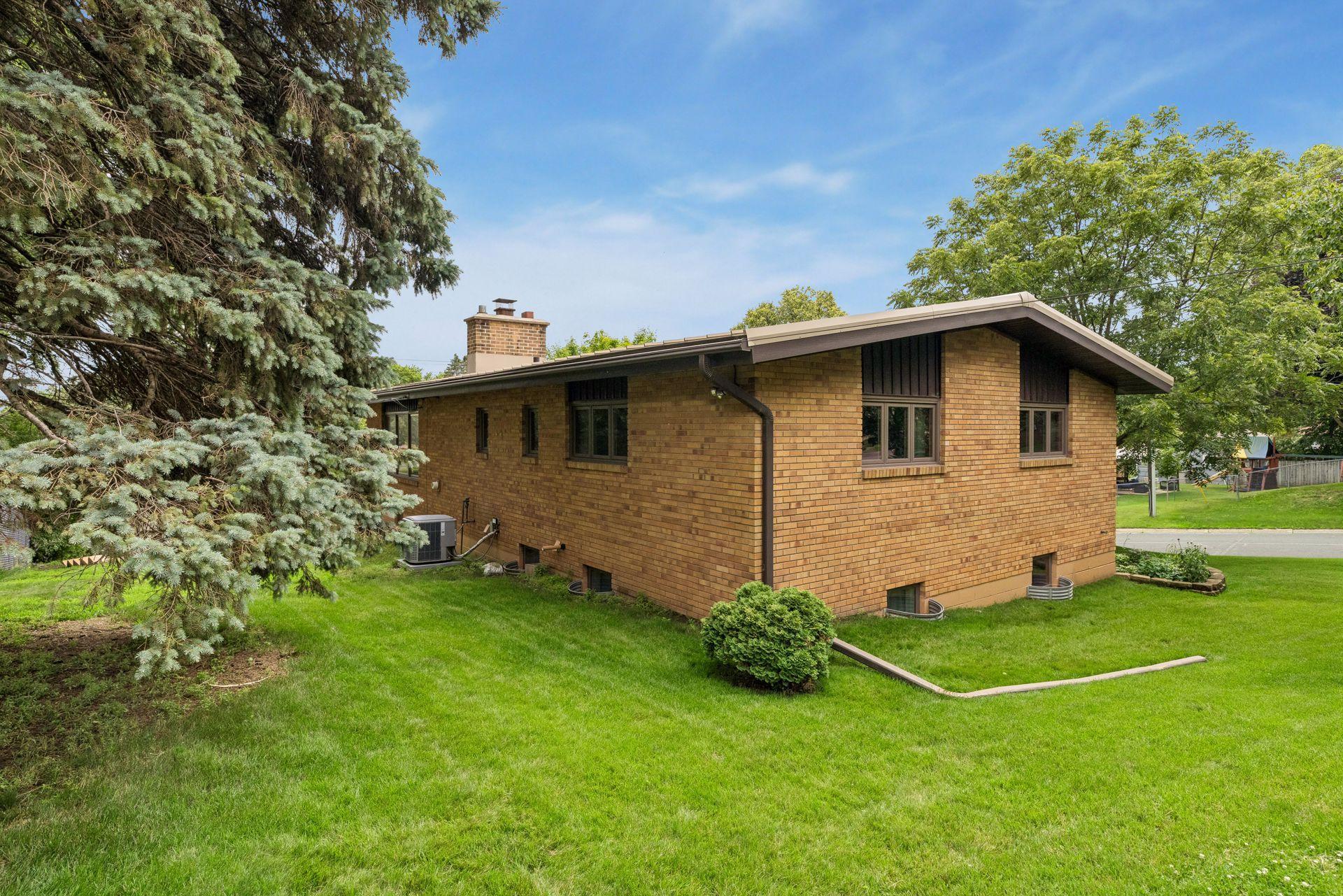 View of Residential at 116 Victory Place, South Saint Paul MN 55075, South Saint Paul (34 of 44) - Mike Wilen | Minnesota Team Real Estate
