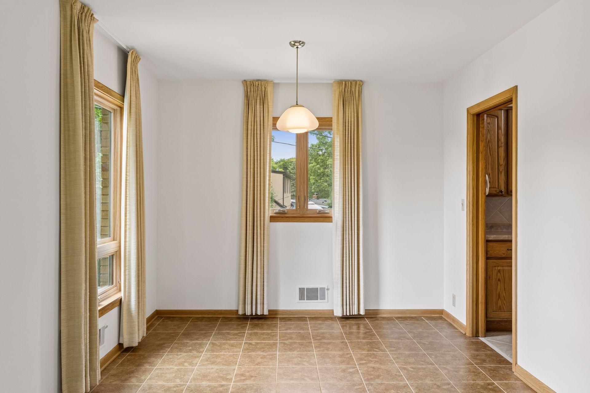 View of Residential at 116 Victory Place, South Saint Paul MN 55075, South Saint Paul (39 of 44) - Mike Wilen | Minnesota Team Real Estate